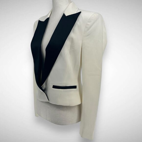 L’AGENCE Scarlet White Colorblock Tuxedo Crop Blazer Jacket Size 2 Satin Lapel - Picture 3 of 13